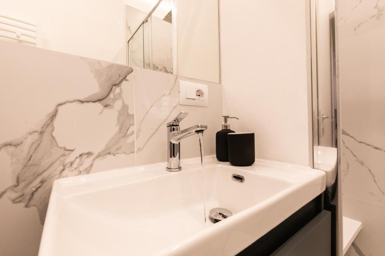 Luxury Apartment - A Due Passi Dal Centro Di Milano Zewnętrze zdjęcie